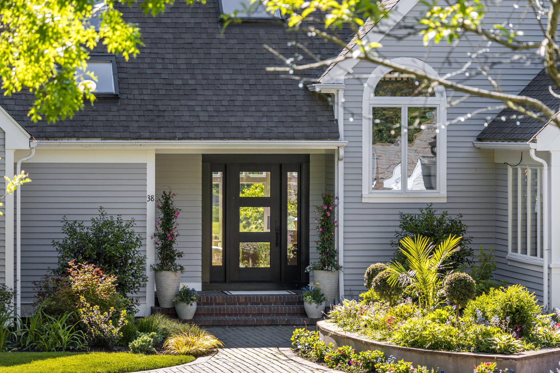 Osterville, Massachusetts 02655, United States, 5 Bedrooms Bedrooms, ,5 BathroomsBathrooms,Residential,Active,18055