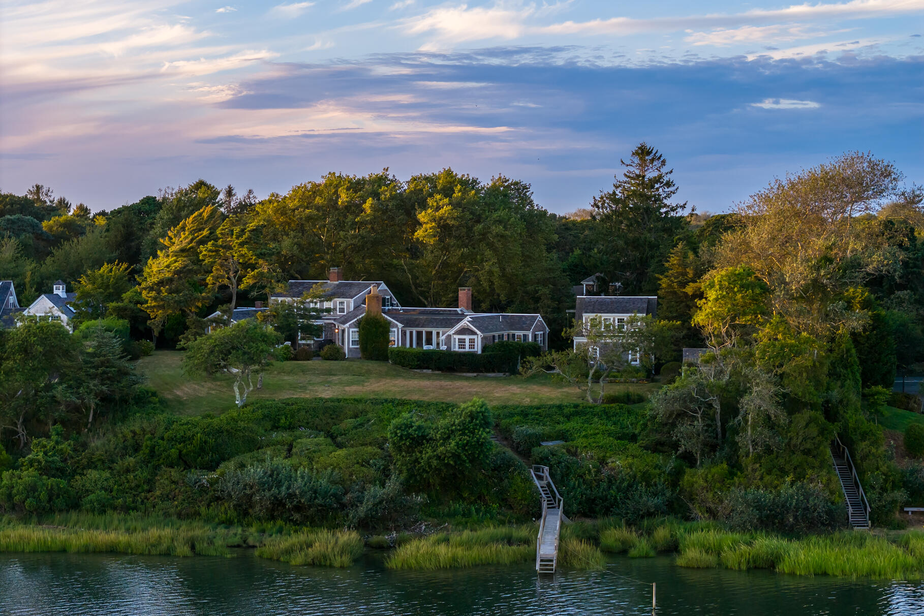 Chatham, Massachusetts 02633, United States, 7 Bedrooms Bedrooms, ,4 BathroomsBathrooms,Residential,Active,197885
