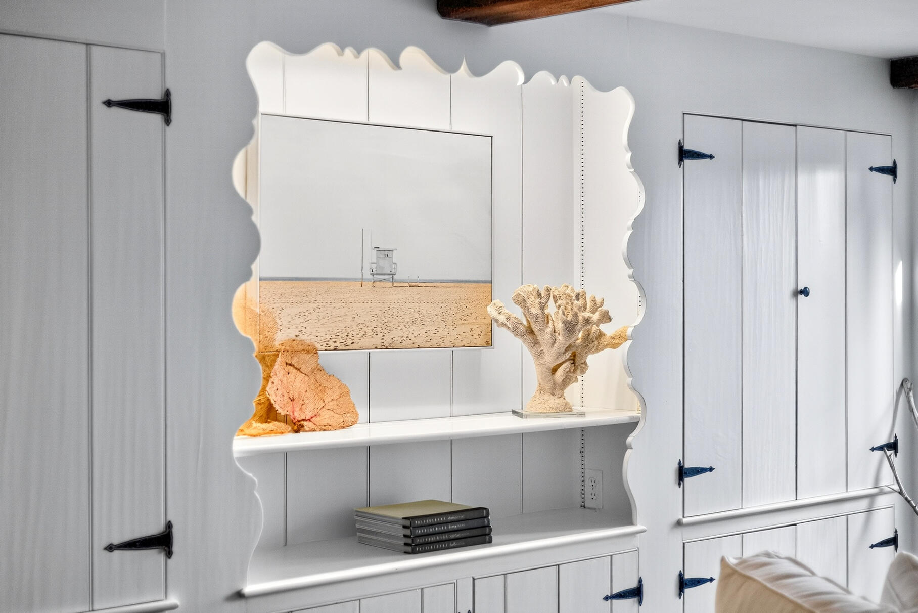 Chatham, Massachusetts 02633, United States, 7 Bedrooms Bedrooms, ,4 BathroomsBathrooms,Residential,Active,197885