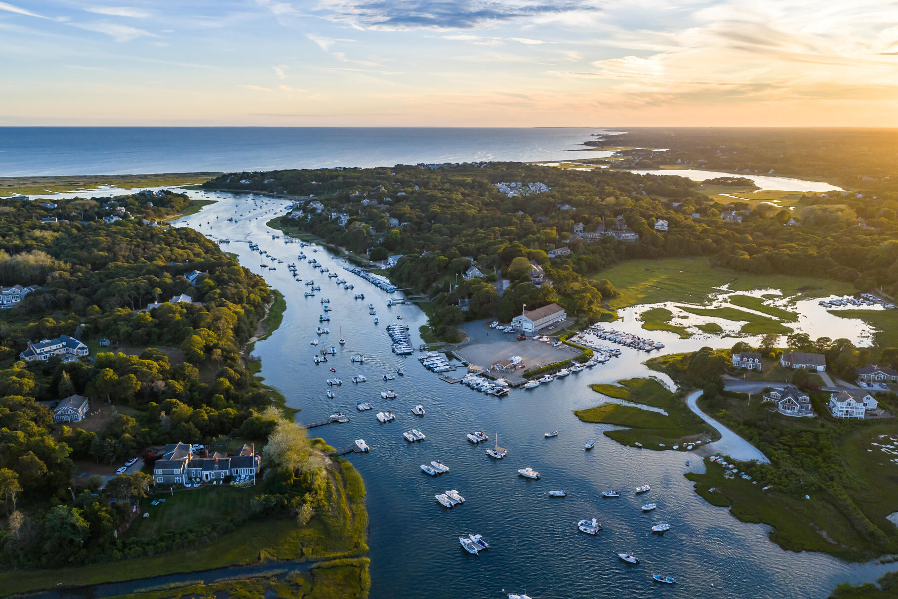 Chatham, Massachusetts 02633, United States, 7 Bedrooms Bedrooms, ,4 BathroomsBathrooms,Residential,Active,197885