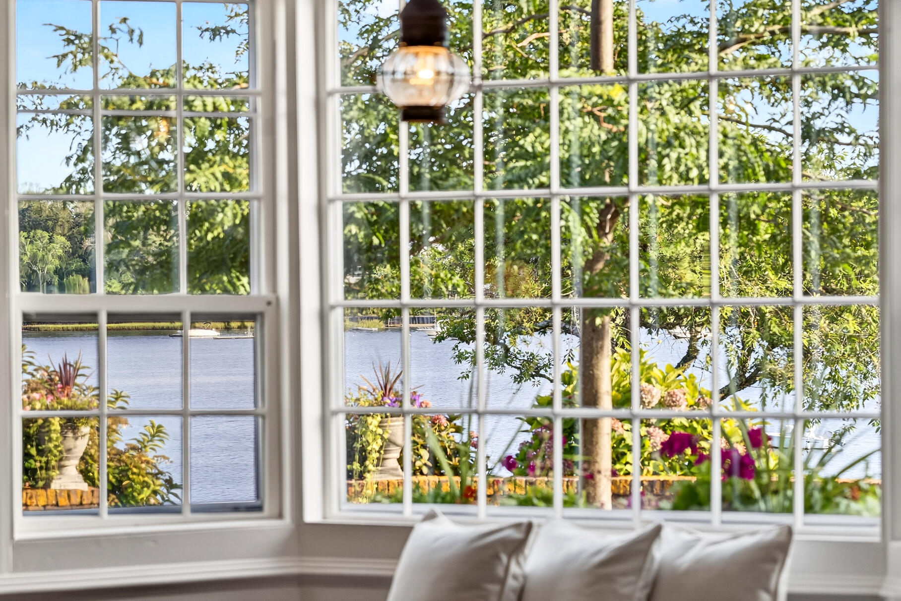 Chatham, Massachusetts 02633, United States, 7 Bedrooms Bedrooms, ,4 BathroomsBathrooms,Residential,Active,197885