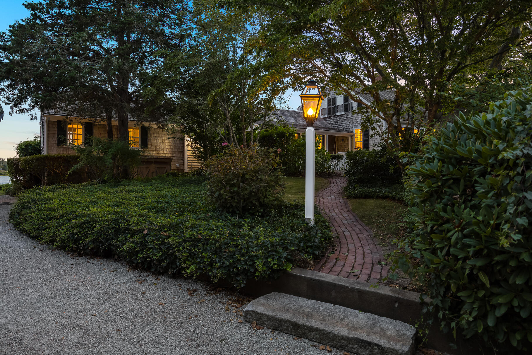 Chatham, Massachusetts 02633, United States, 7 Bedrooms Bedrooms, ,4 BathroomsBathrooms,Residential,Active,197885