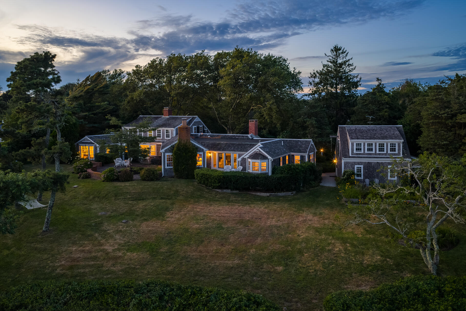 Chatham, Massachusetts 02633, United States, 7 Bedrooms Bedrooms, ,4 BathroomsBathrooms,Residential,Active,197885