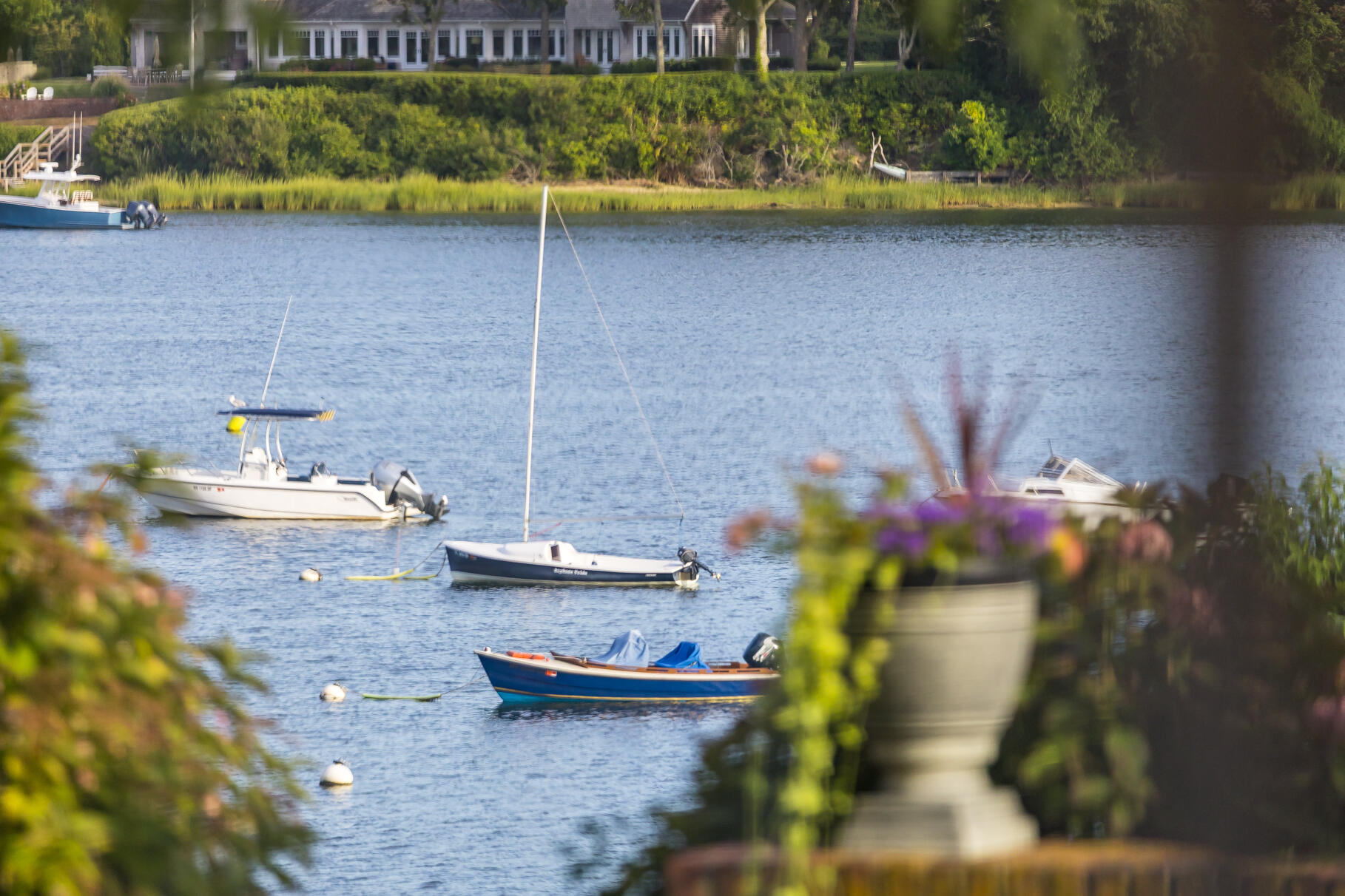 Chatham, Massachusetts 02633, United States, 7 Bedrooms Bedrooms, ,4 BathroomsBathrooms,Residential,Active,197885