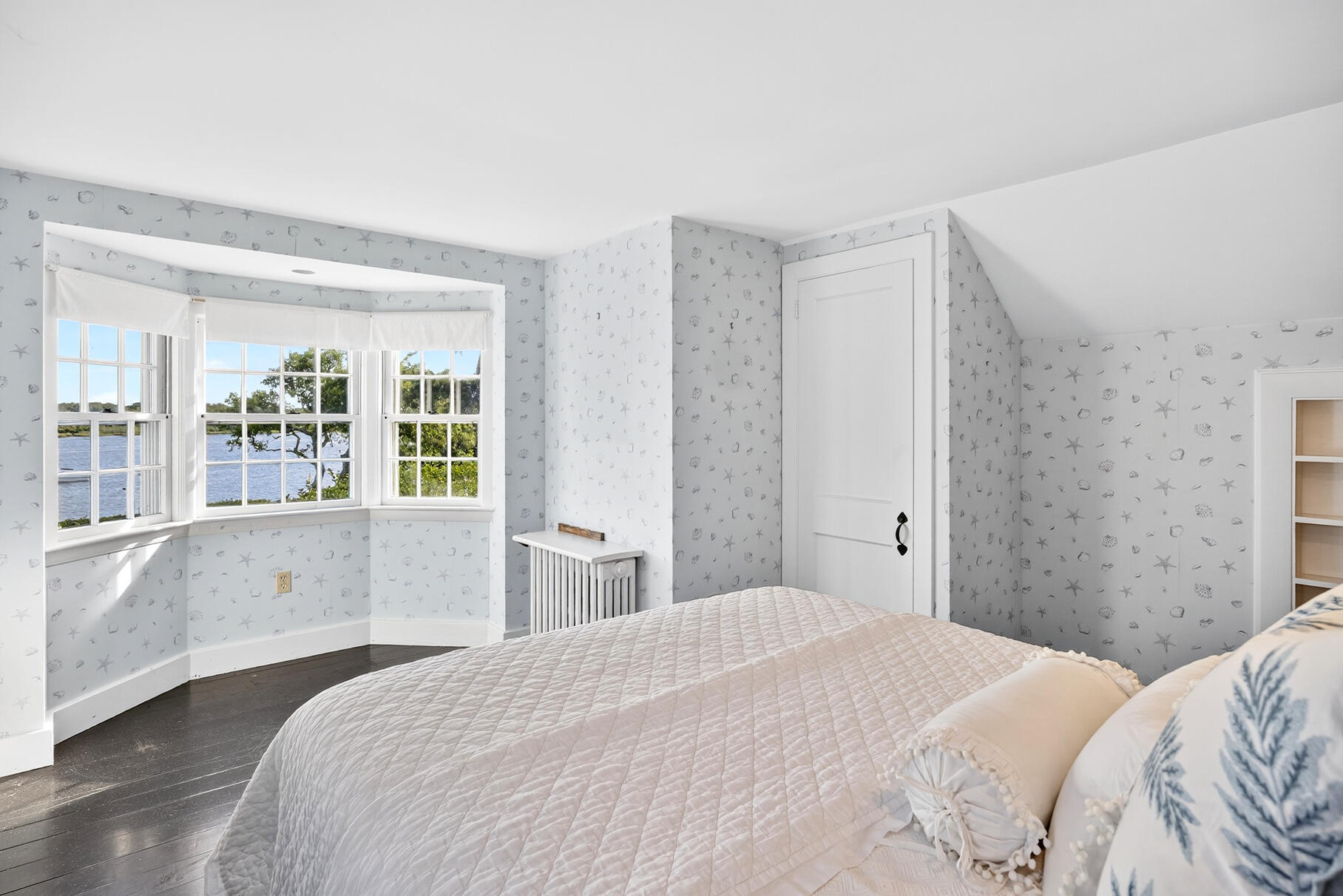 Chatham, Massachusetts 02633, United States, 7 Bedrooms Bedrooms, ,4 BathroomsBathrooms,Residential,Active,197885