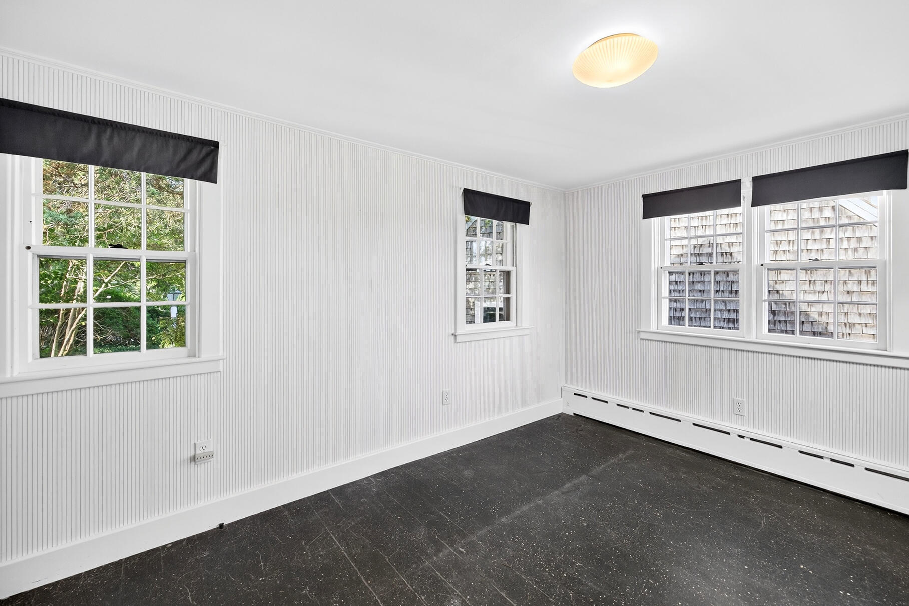 Chatham, Massachusetts 02633, United States, 7 Bedrooms Bedrooms, ,4 BathroomsBathrooms,Residential,Active,197885