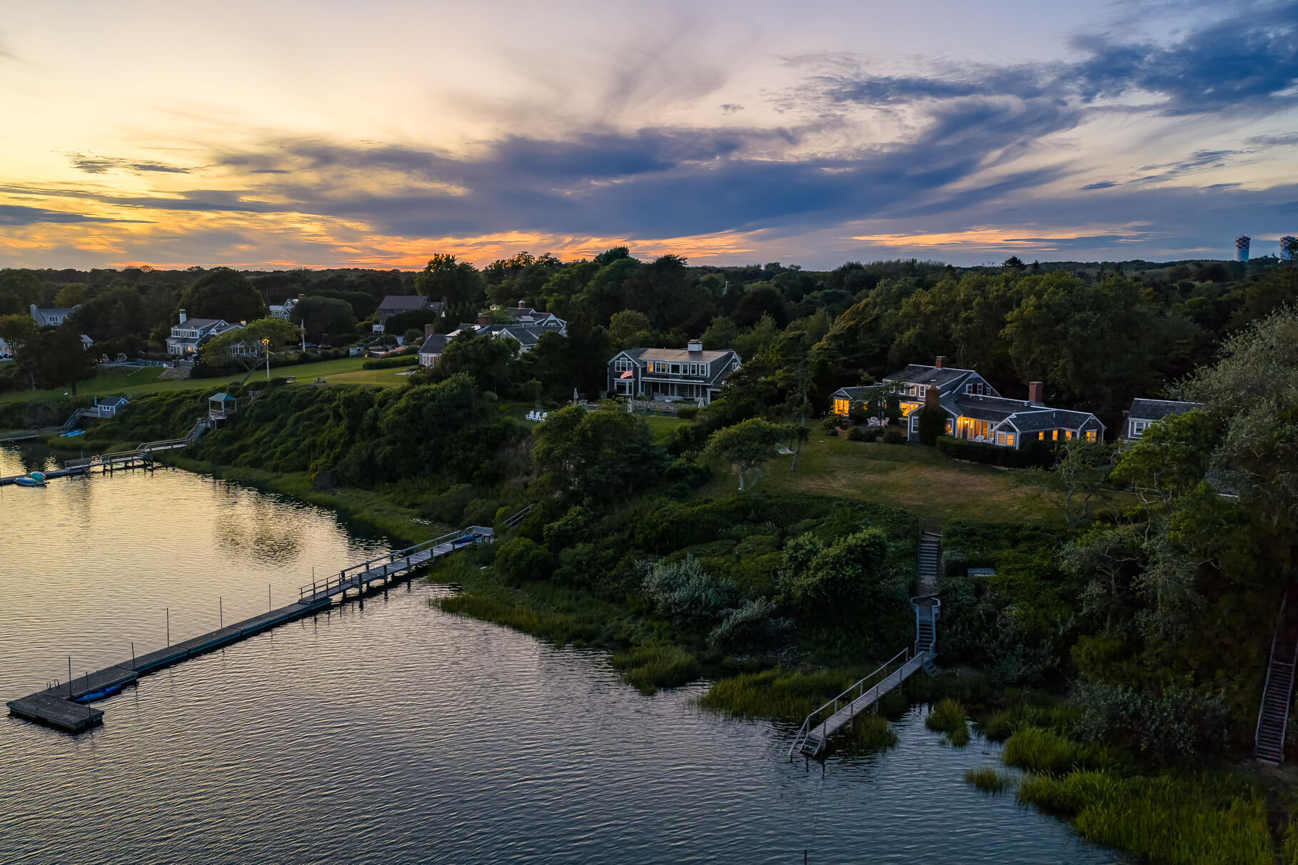 Chatham, Massachusetts 02633, United States, 7 Bedrooms Bedrooms, ,4 BathroomsBathrooms,Residential,Active,197885