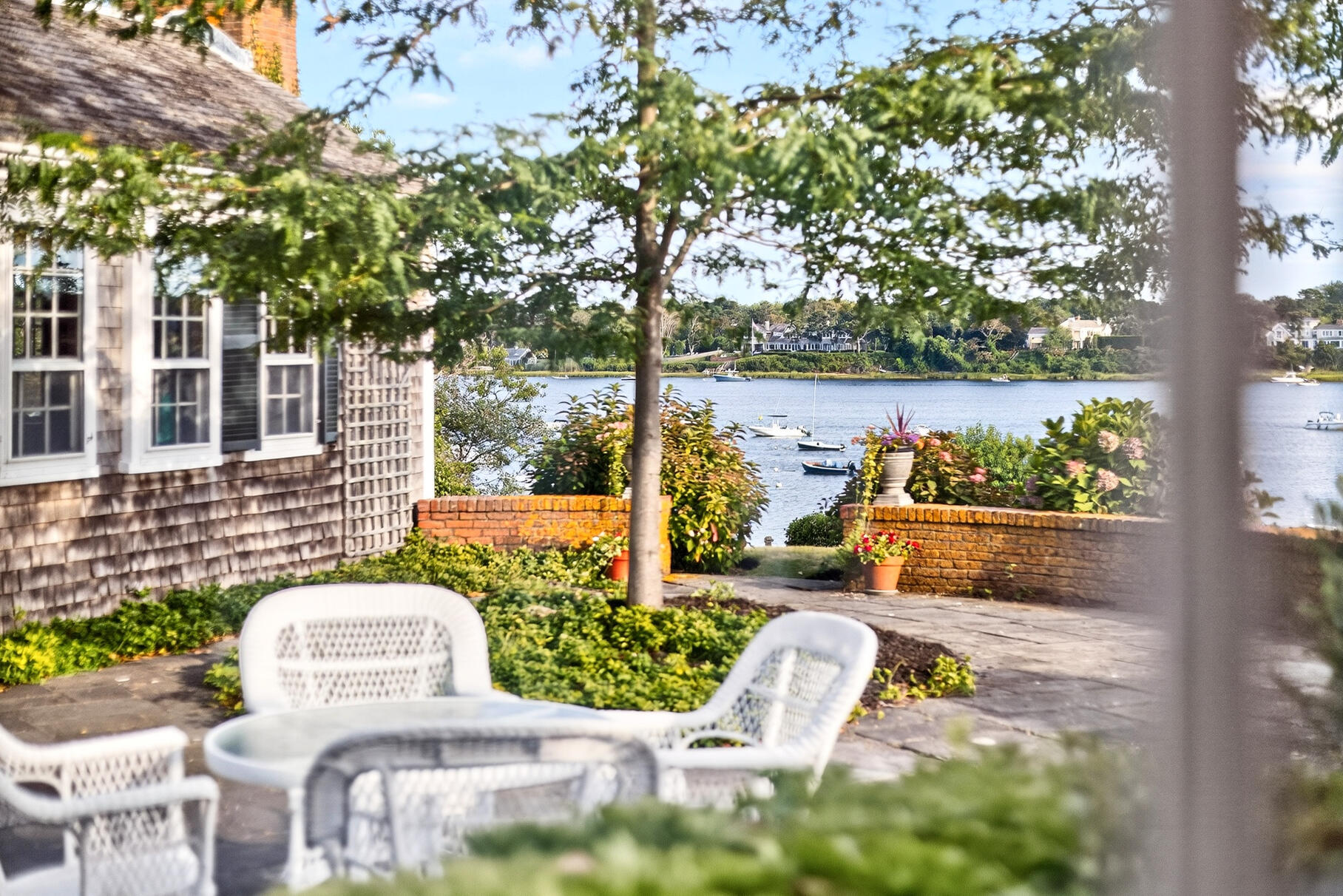 Chatham, Massachusetts 02633, United States, 7 Bedrooms Bedrooms, ,4 BathroomsBathrooms,Residential,Active,197885