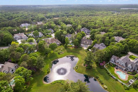 Single Family Residence in Mashpee MA 17 North Glen Drive 7.jpg