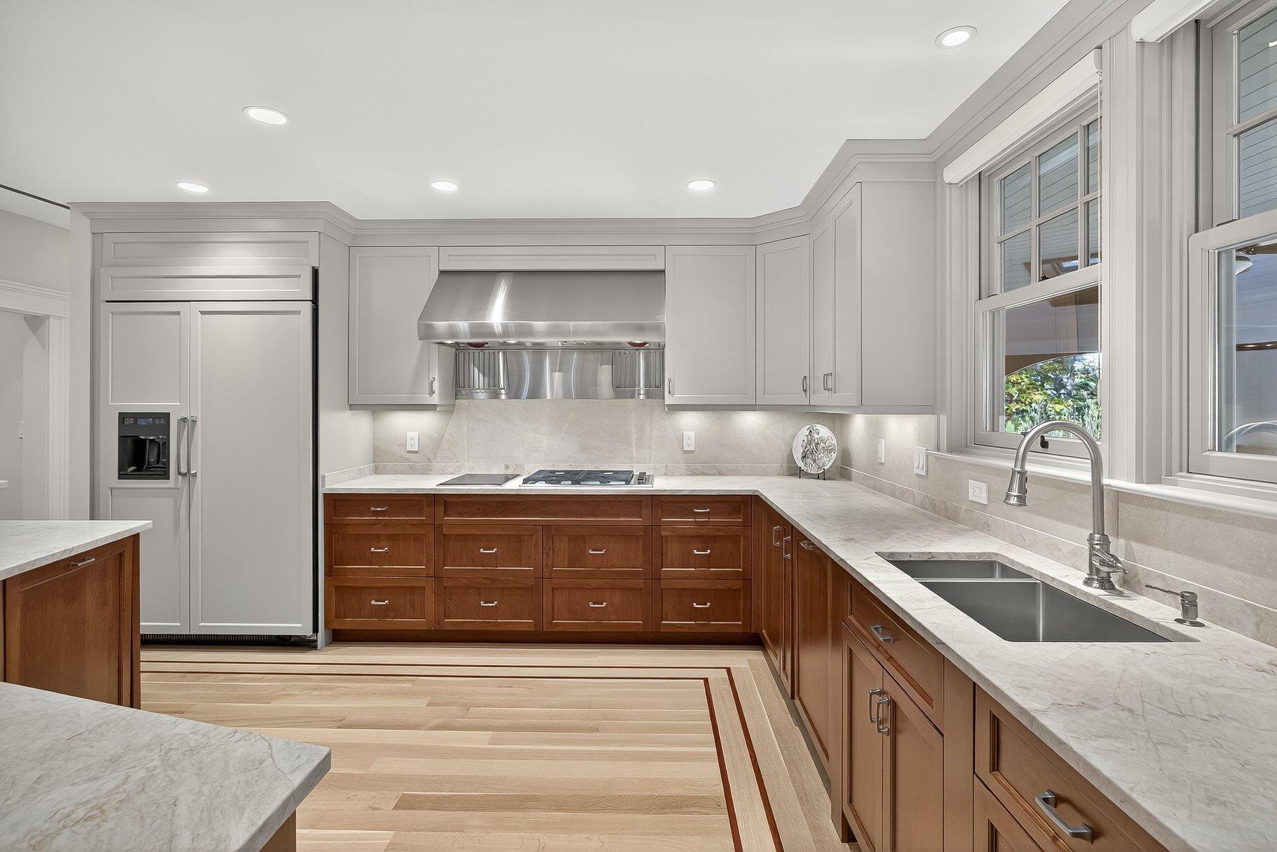 Cotuit, Massachusetts 02635, United States, 7 Bedrooms Bedrooms, ,8 BathroomsBathrooms,Residential,Active,245173