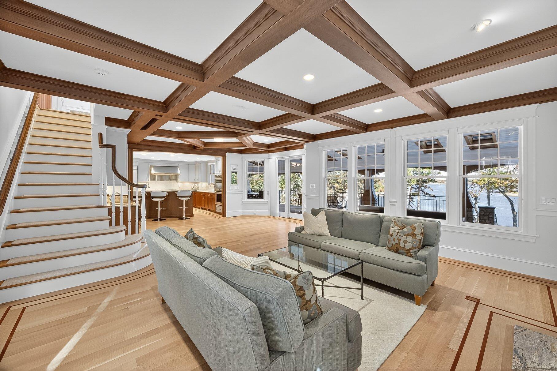 Cotuit, Massachusetts 02635, United States, 7 Bedrooms Bedrooms, ,8 BathroomsBathrooms,Residential,Active,245173