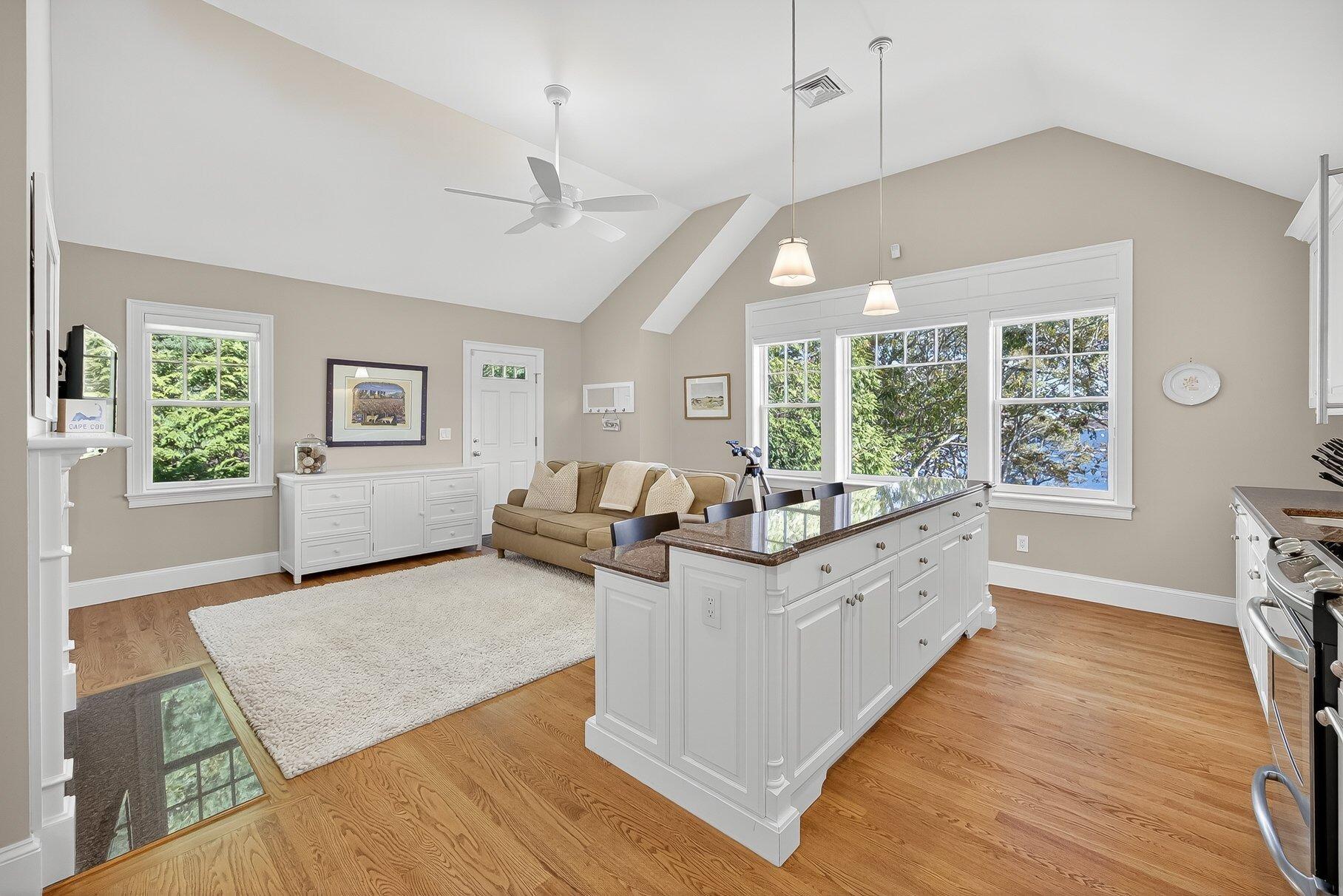 Cotuit, Massachusetts 02635, United States, 7 Bedrooms Bedrooms, ,8 BathroomsBathrooms,Residential,Active,245173