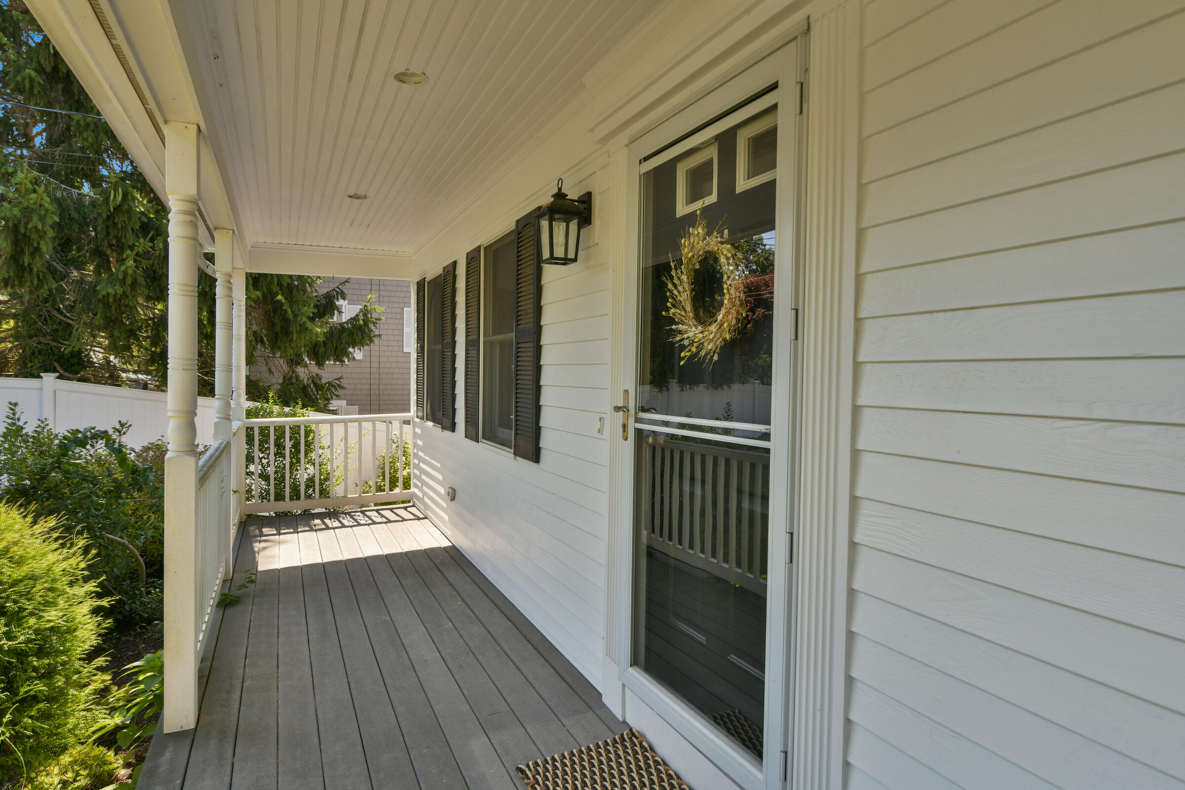 Cotuit, Massachusetts 02635, United States, 3 Bedrooms Bedrooms, ,2 BathroomsBathrooms,Residential,Active,142781