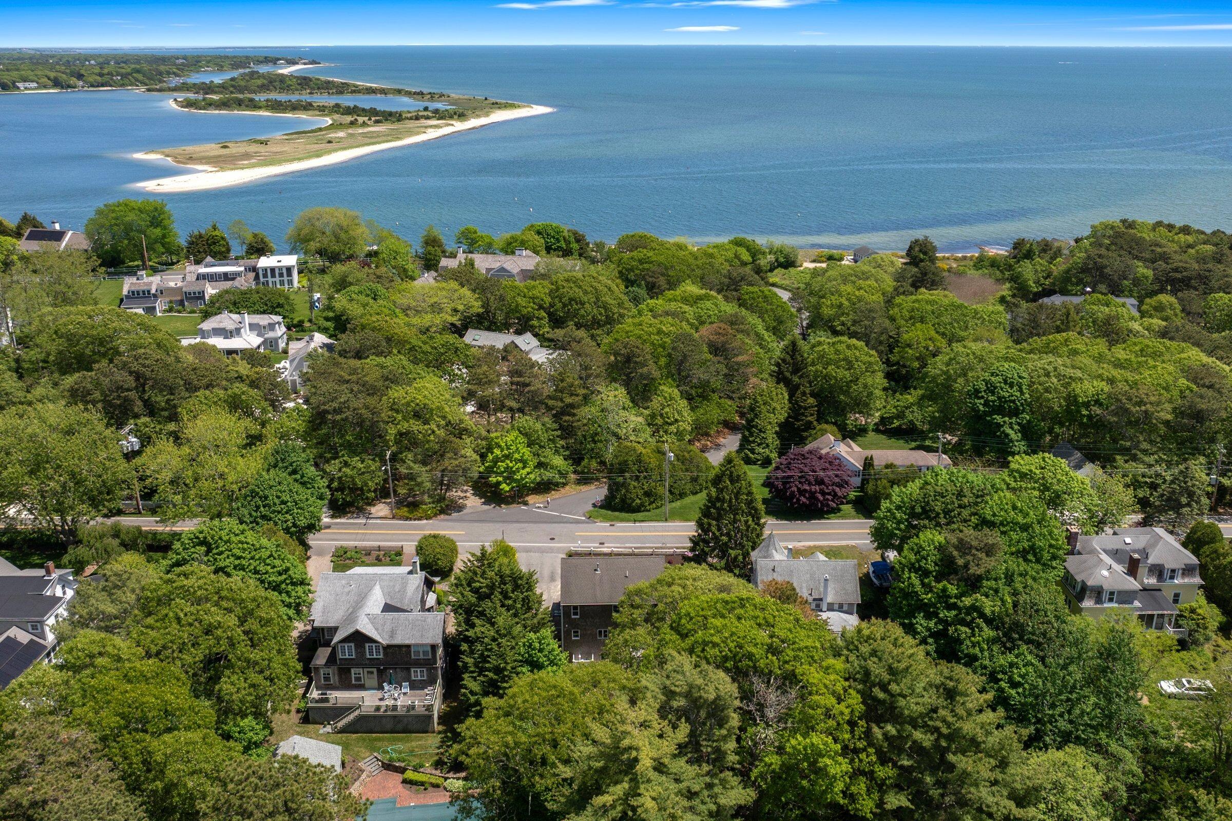 Cotuit, Massachusetts 02635, United States, 3 Bedrooms Bedrooms, ,2 BathroomsBathrooms,Residential,Active,142781