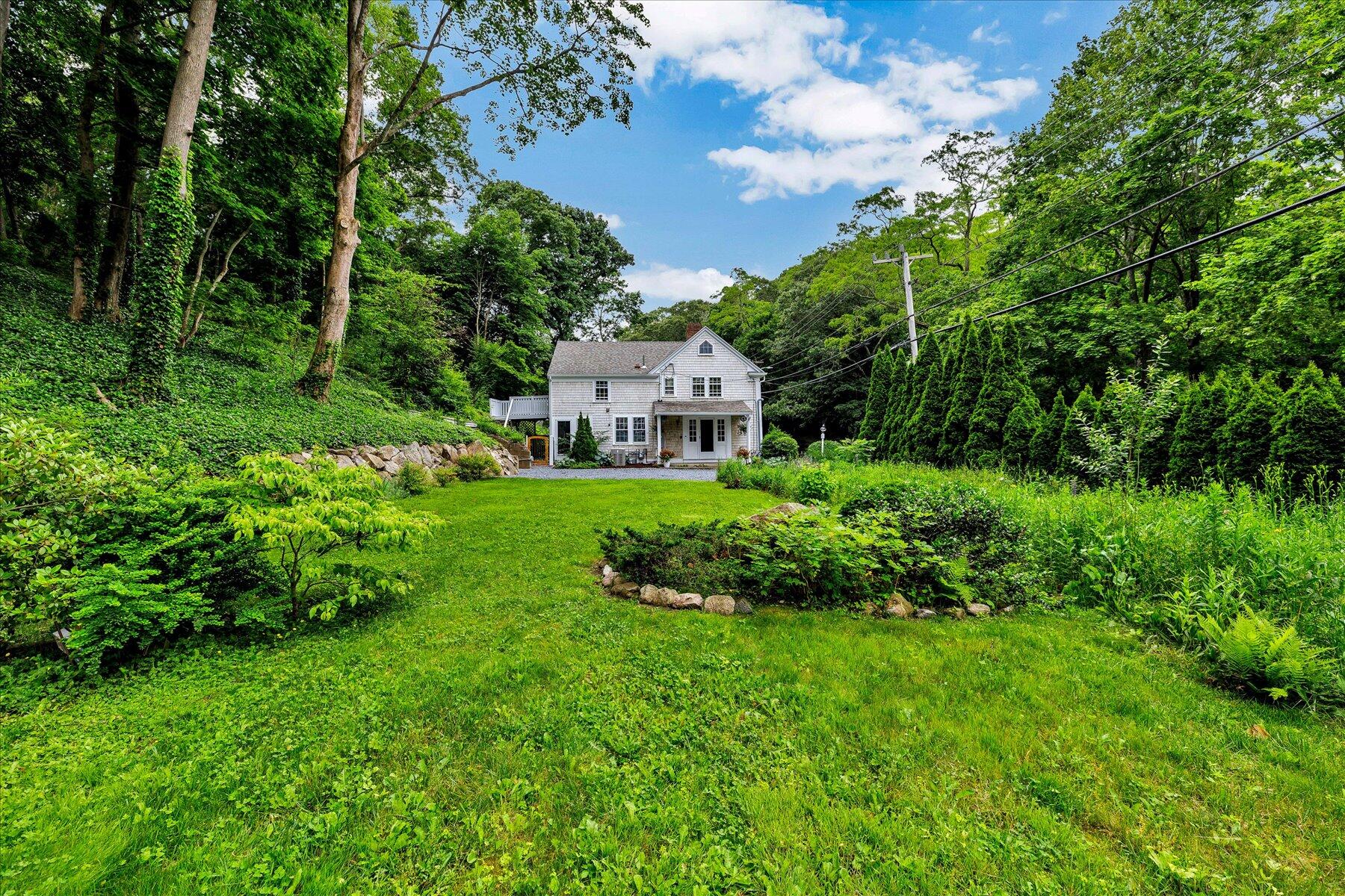 Sandwich, Massachusetts 02563, United States, 5 Bedrooms Bedrooms, ,4 BathroomsBathrooms,Residential,Pending,151761