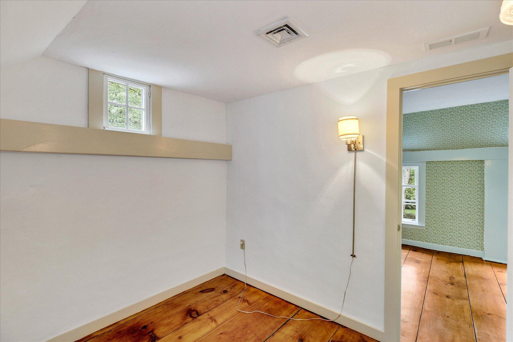 Sandwich, Massachusetts 02563, United States, 5 Bedrooms Bedrooms, ,4 BathroomsBathrooms,Residential,Pending,151761