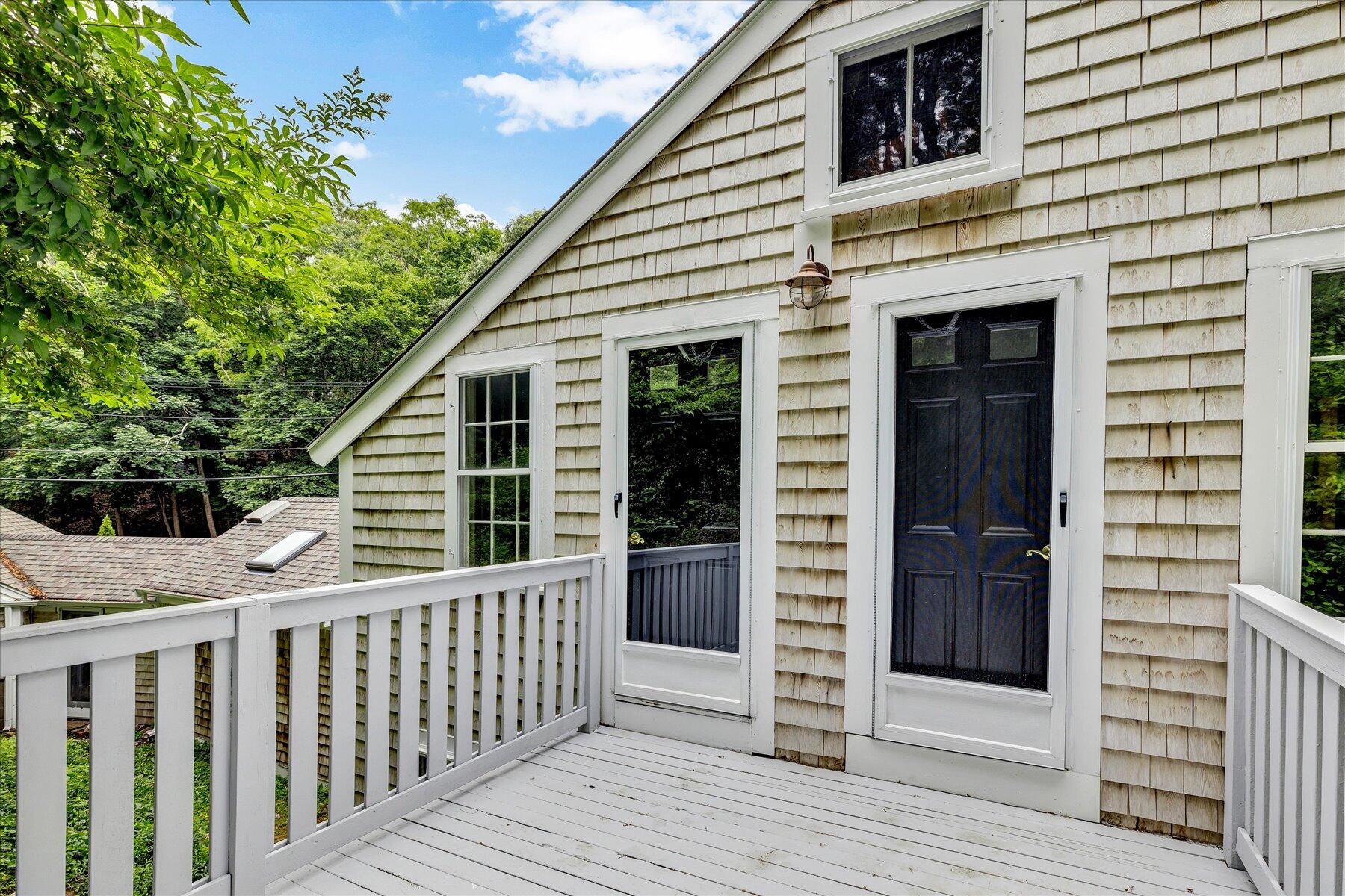 Sandwich, Massachusetts 02563, United States, 5 Bedrooms Bedrooms, ,4 BathroomsBathrooms,Residential,Pending,151761