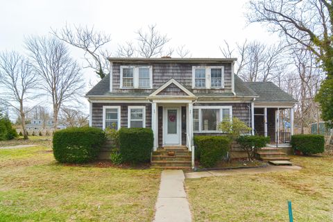 Duplex in Falmouth MA 17 Wright Way.jpg