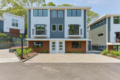 Photo of 50 Nelson Avenue #6, Provincetown, MA 02657 (MLS # 22600077)
