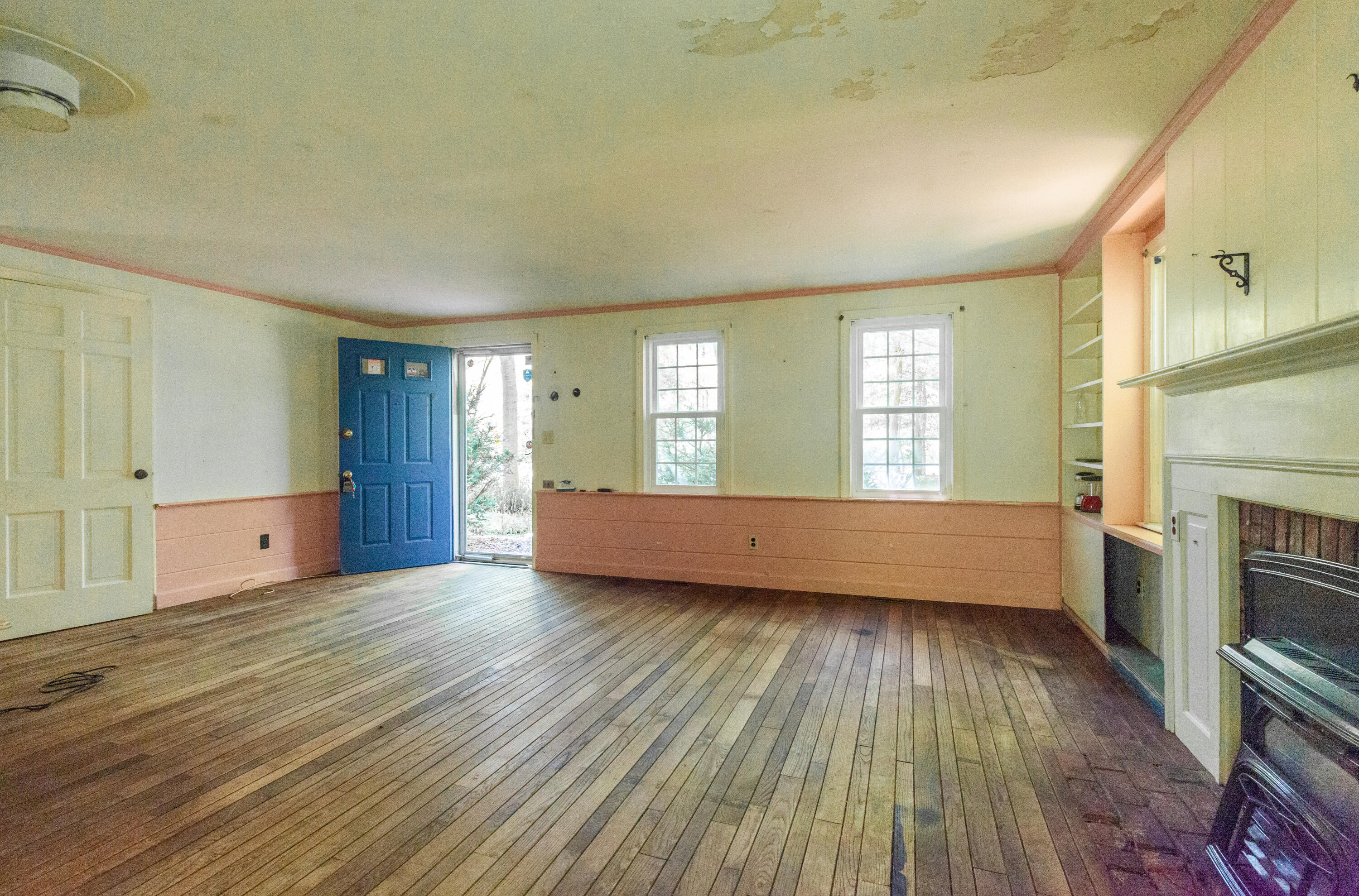 Marstons Mills, Massachusetts 02648, United States, 2 Bedrooms Bedrooms, ,1 BathroomBathrooms,Residential,Pending,128189