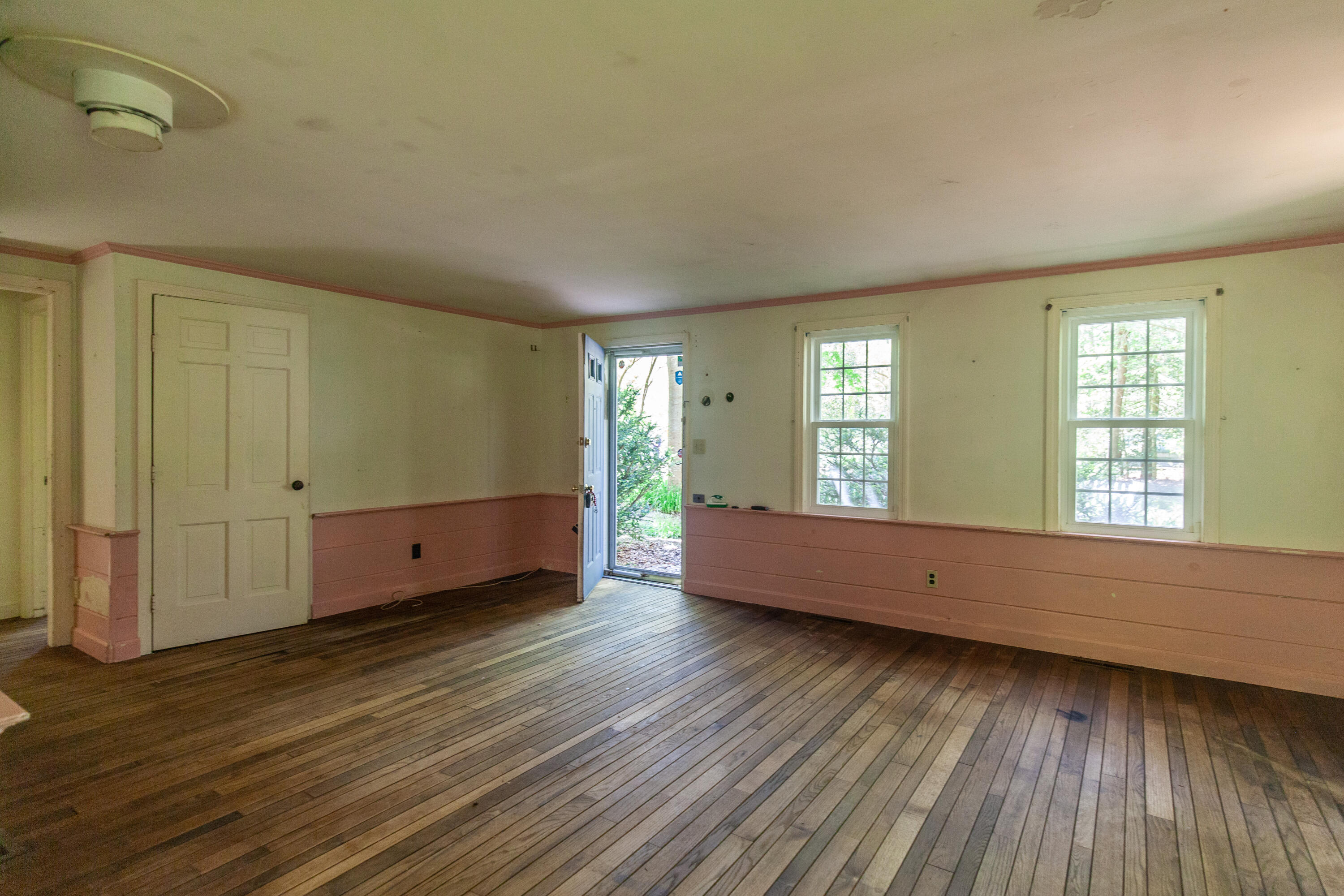 Marstons Mills, Massachusetts 02648, United States, 2 Bedrooms Bedrooms, ,1 BathroomBathrooms,Residential,Pending,128189