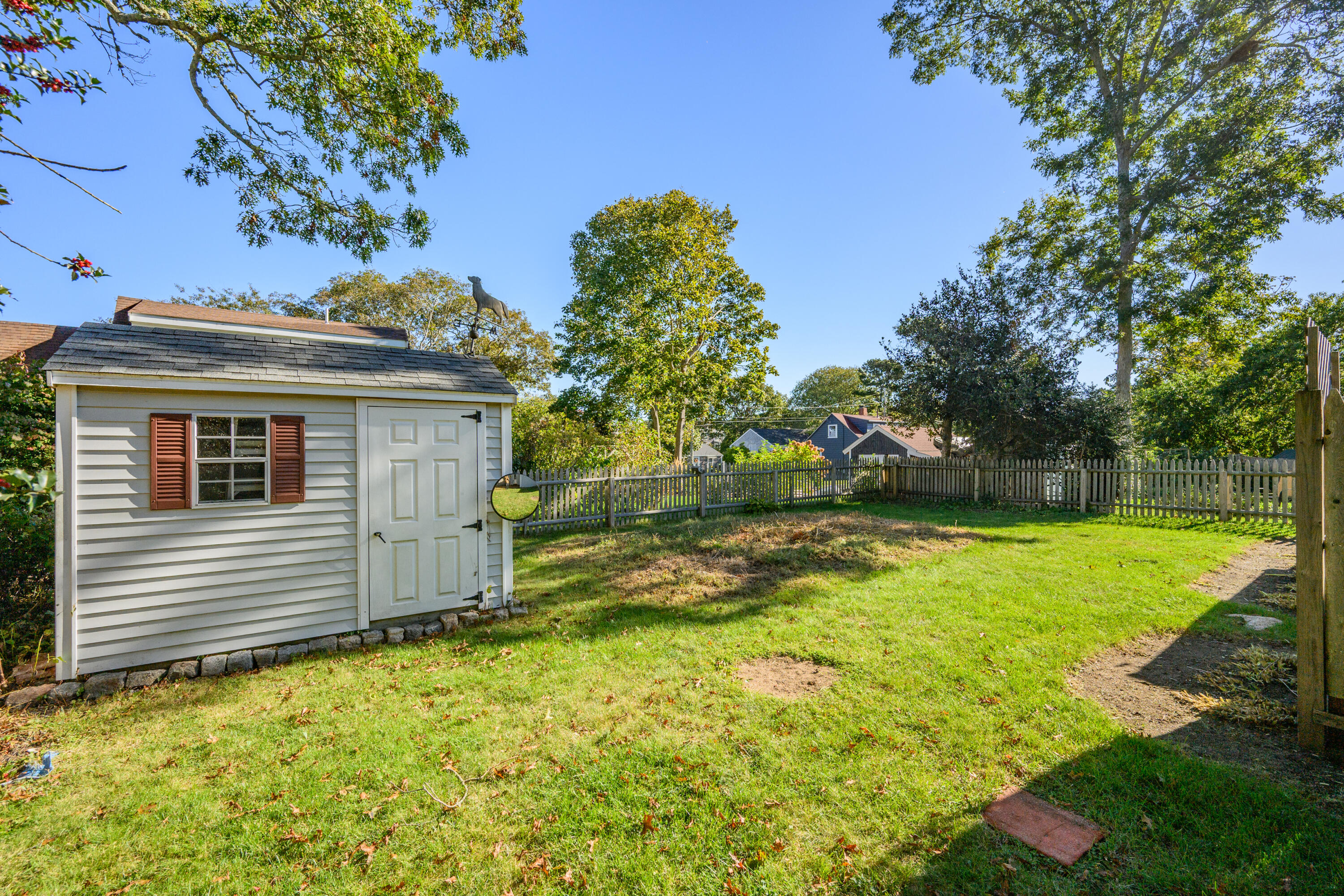 West Yarmouth, Massachusetts 02673, United States, 2 Bedrooms Bedrooms, ,1 BathroomBathrooms,Residential,Active,227887