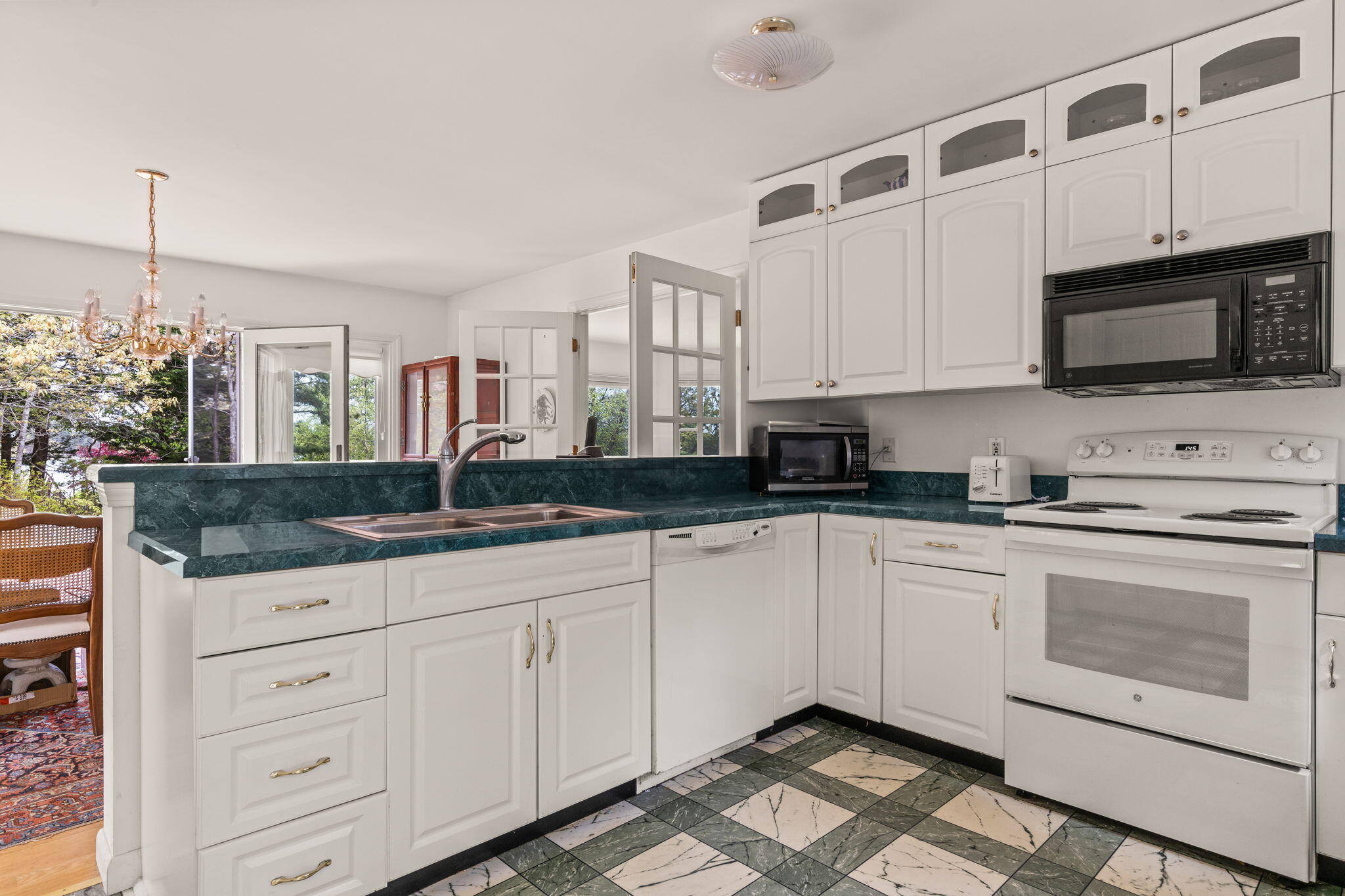 North Chatham, Massachusetts 02650, United States, 3 Bedrooms Bedrooms, ,3 BathroomsBathrooms,Residential,Active,133466