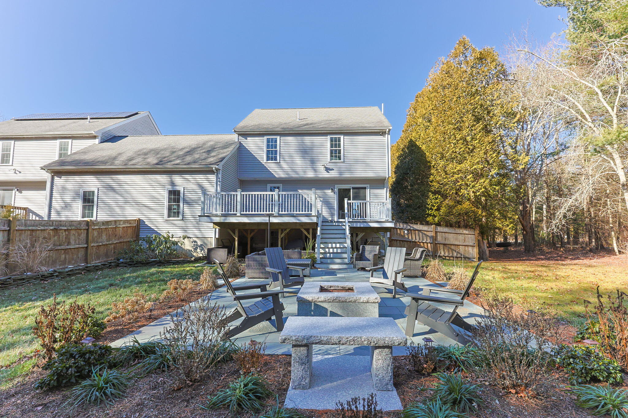 Carver, Massachusetts 02330, United States, 3 Bedrooms Bedrooms, ,2 BathroomsBathrooms,Residential,Pending,20737