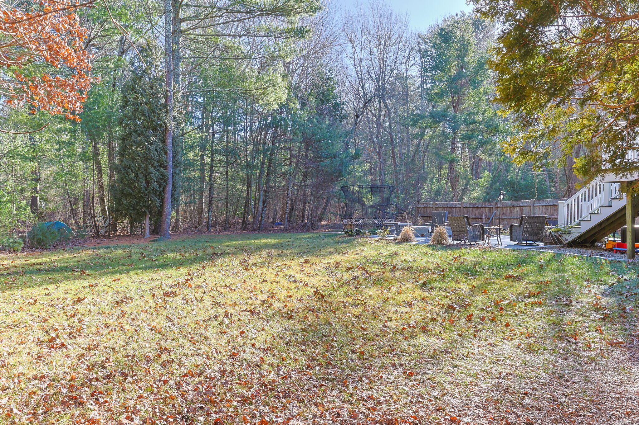 Carver, Massachusetts 02330, United States, 3 Bedrooms Bedrooms, ,2 BathroomsBathrooms,Residential,Pending,20737