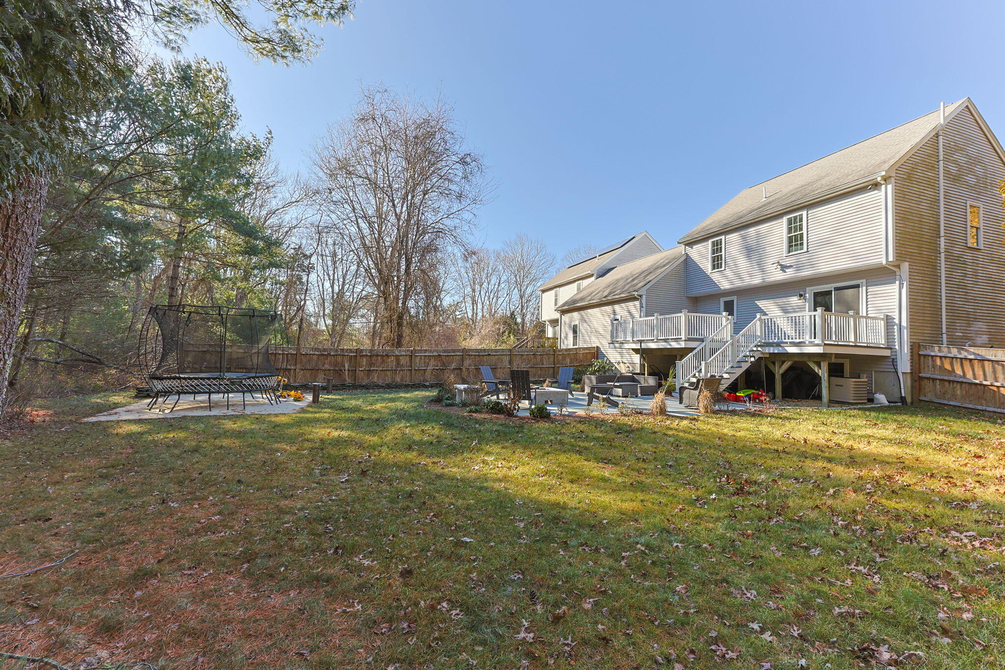 Carver, Massachusetts 02330, United States, 3 Bedrooms Bedrooms, ,2 BathroomsBathrooms,Residential,Pending,20737