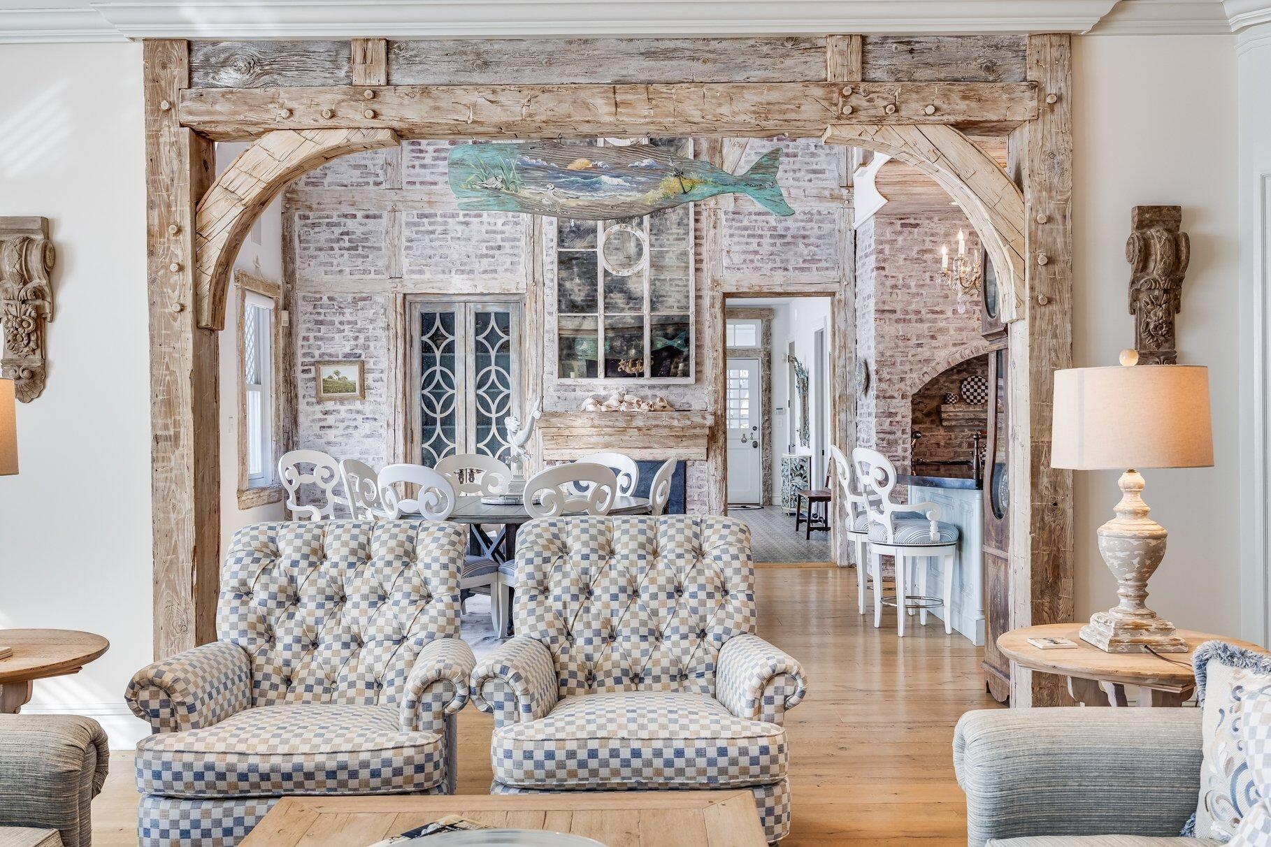 Cotuit, Massachusetts 02635, United States, 6 Bedrooms Bedrooms, ,8 BathroomsBathrooms,Residential,Active,14588