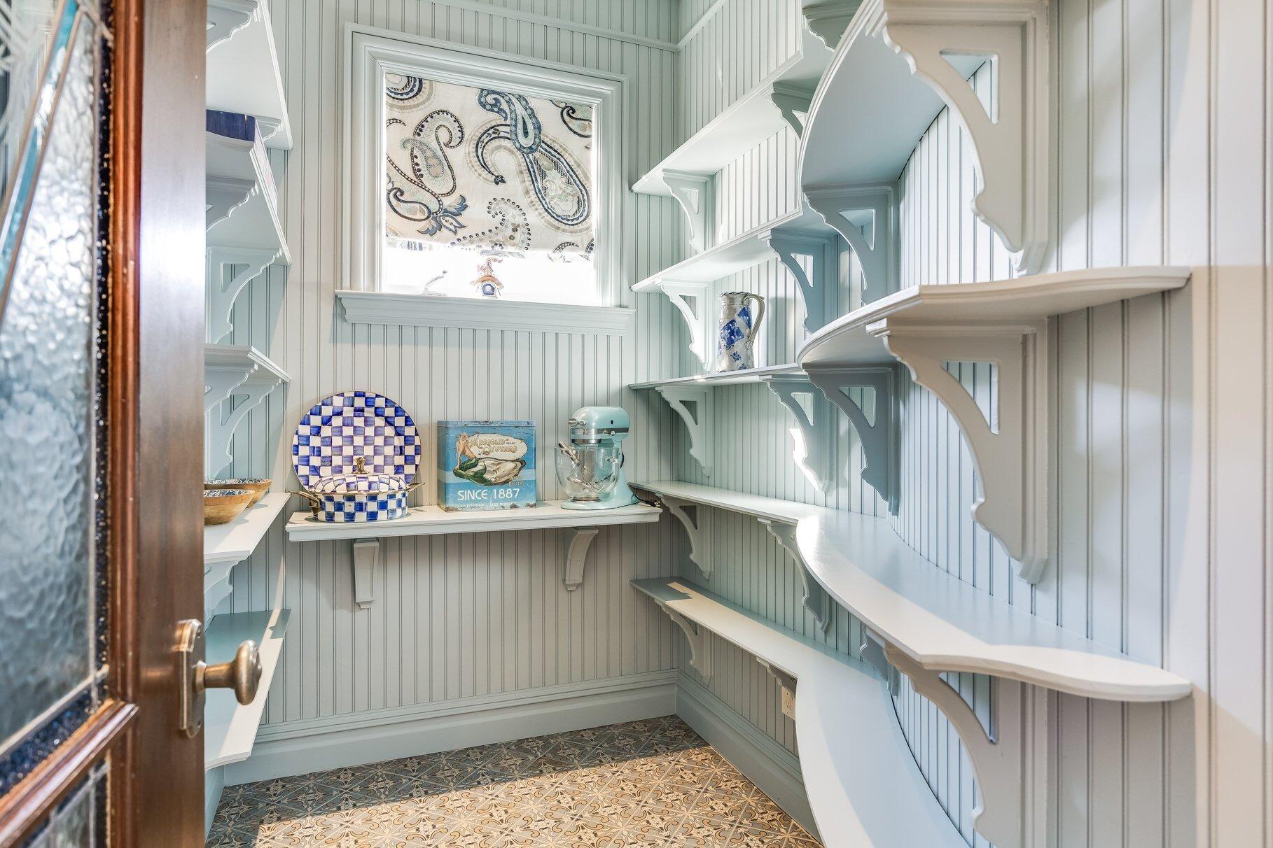 Cotuit, Massachusetts 02635, United States, 6 Bedrooms Bedrooms, ,8 BathroomsBathrooms,Residential,Active,14588