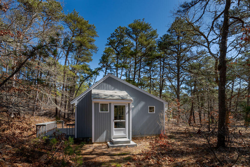 Wellfleet, Massachusetts 02667, United States, 3 Bedrooms Bedrooms, ,2 BathroomsBathrooms,Residential,Active,99933