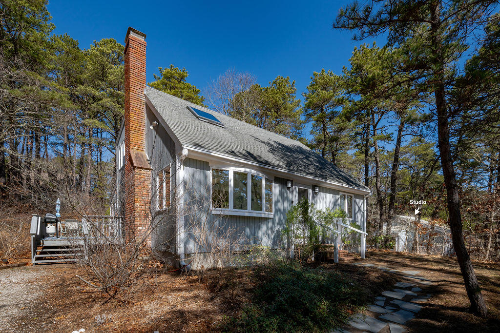 Wellfleet, Massachusetts 02667, United States, 3 Bedrooms Bedrooms, ,2 BathroomsBathrooms,Residential,Active,99933