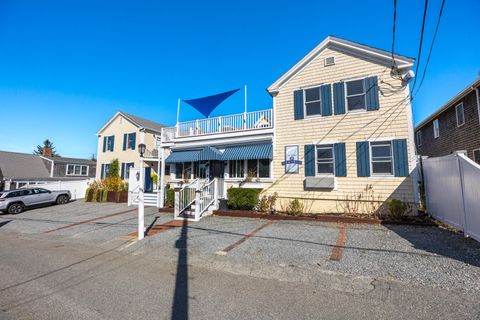 Photo of 7 Central Street, Provincetown, MA 02657 (MLS # 22502644)