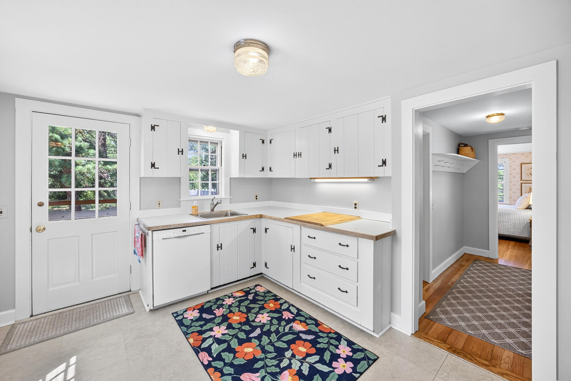 Harwich, Massachusetts 02645, United States, 4 Bedrooms Bedrooms, ,2 BathroomsBathrooms,Residential,Active,169593