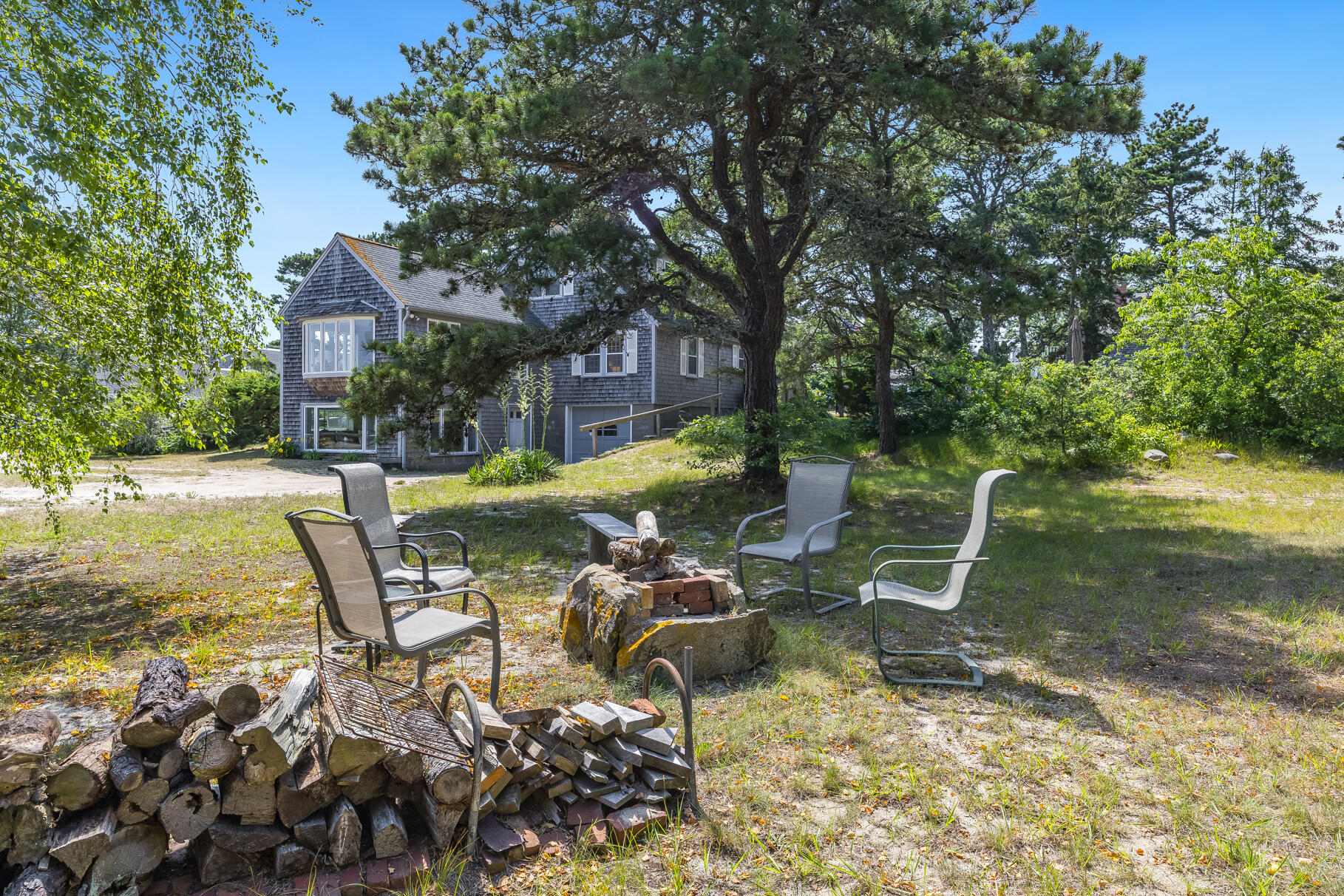 Harwich, Massachusetts 02645, United States, 4 Bedrooms Bedrooms, ,2 BathroomsBathrooms,Residential,Active,169593