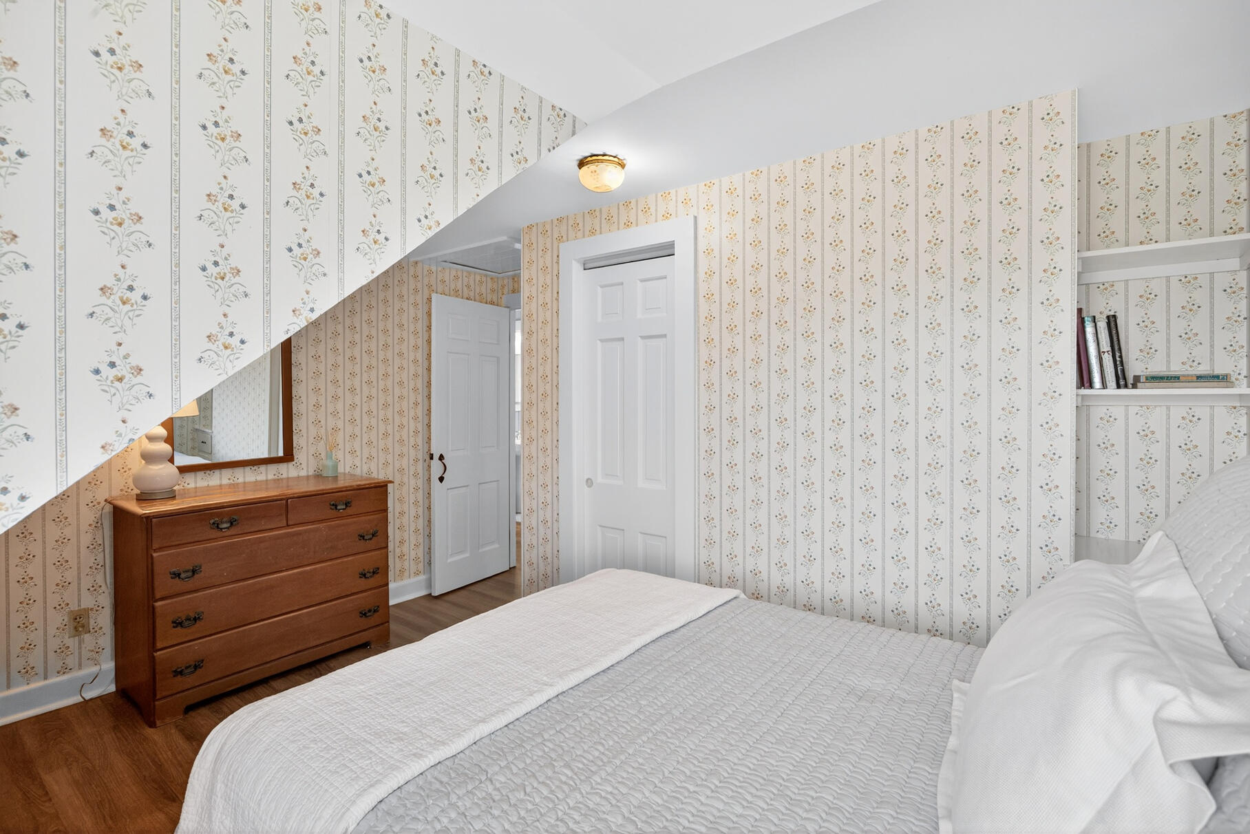 Harwich, Massachusetts 02645, United States, 4 Bedrooms Bedrooms, ,2 BathroomsBathrooms,Residential,Active,169593