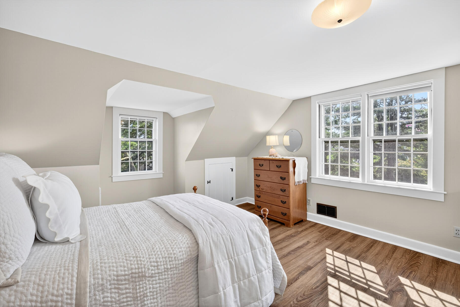 Harwich, Massachusetts 02645, United States, 4 Bedrooms Bedrooms, ,2 BathroomsBathrooms,Residential,Active,169593