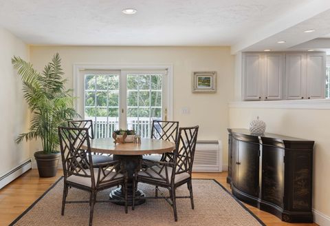 Single Family Residence in East Falmouth MA 61 Terrence Avenue 13.jpg