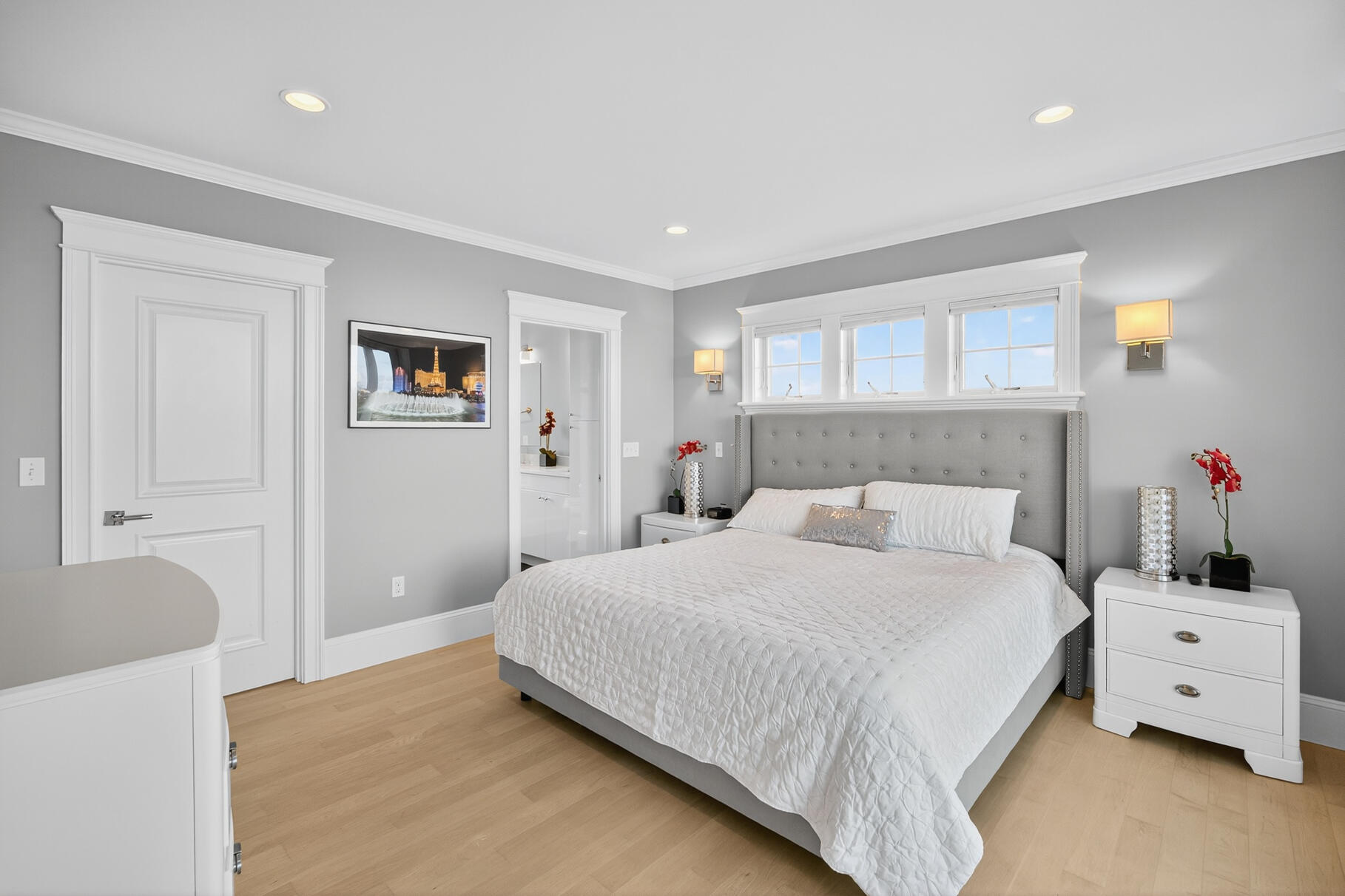 Dennis, Massachusetts 02638, United States, 4 Bedrooms Bedrooms, ,5 BathroomsBathrooms,Residential,Active,243148