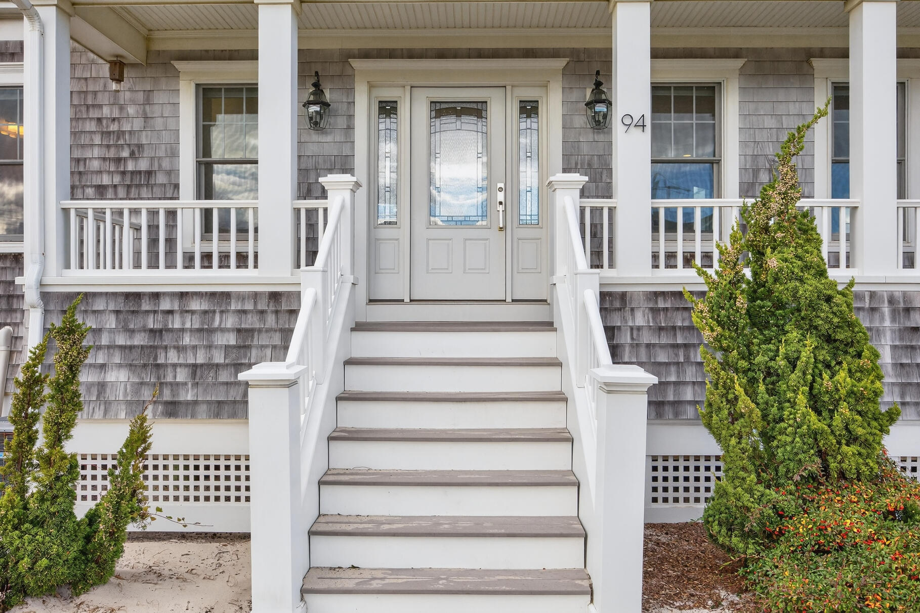 Dennis, Massachusetts 02638, United States, 4 Bedrooms Bedrooms, ,5 BathroomsBathrooms,Residential,Active,243148