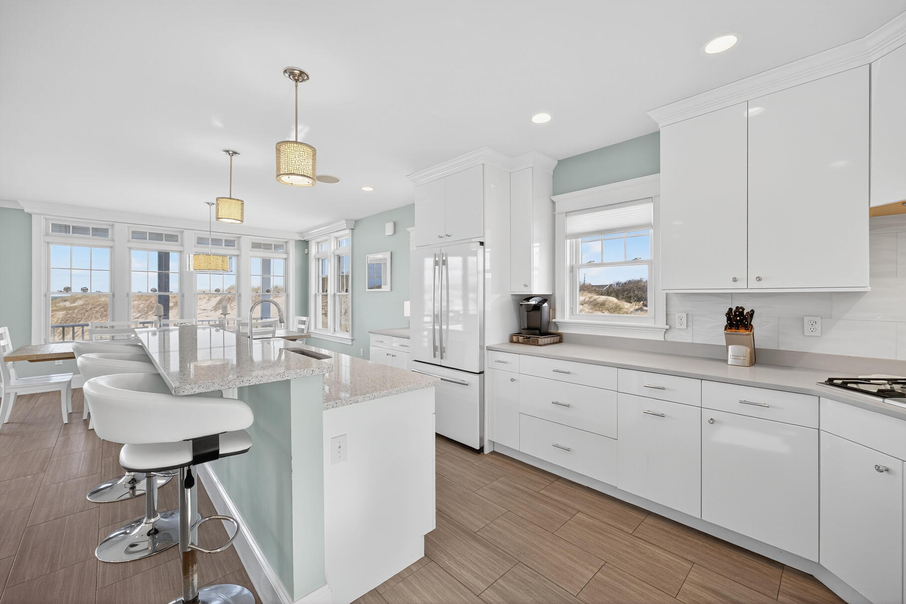 Dennis, Massachusetts 02638, United States, 4 Bedrooms Bedrooms, ,5 BathroomsBathrooms,Residential,Active,243148