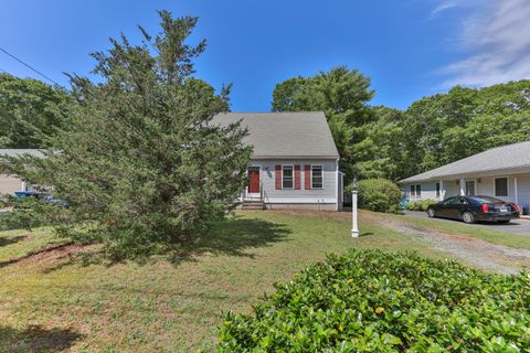 Single Family Residence in East Falmouth MA 16 Ashley Drive 29.jpg