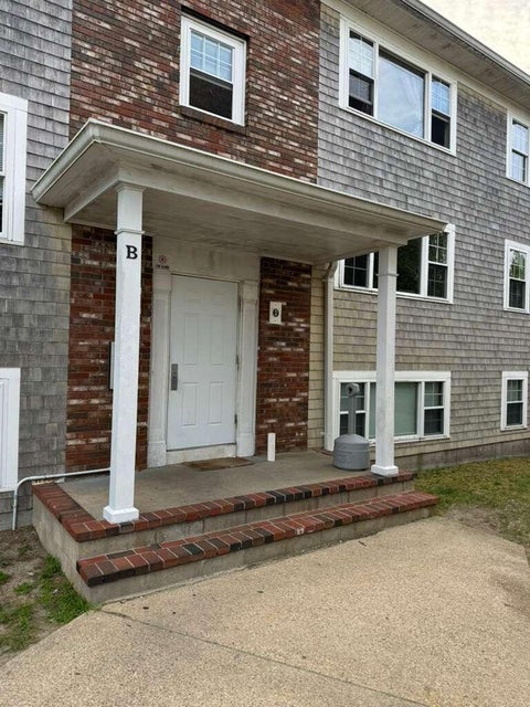 Photo of 9 Edwards Avenue #UNIT B4, Dennis, MA 02638 (MLS # 22604238)