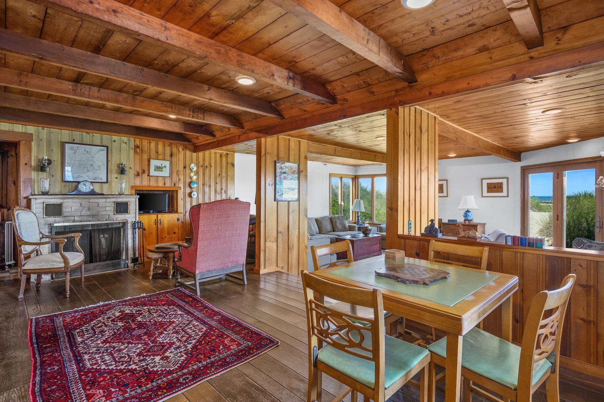 East Dennis, Massachusetts 02641, United States, 4 Bedrooms Bedrooms, ,2 BathroomsBathrooms,Residential,Active,199106