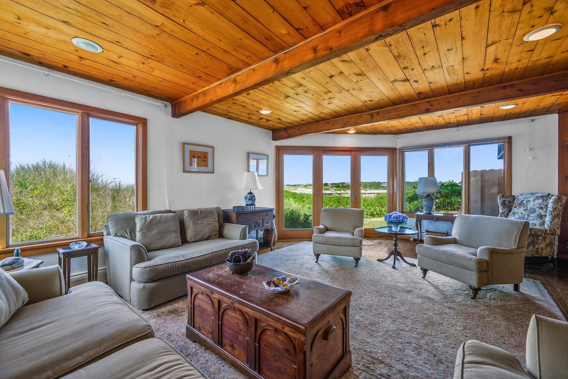 East Dennis, Massachusetts 02641, United States, 4 Bedrooms Bedrooms, ,2 BathroomsBathrooms,Residential,Active,199106