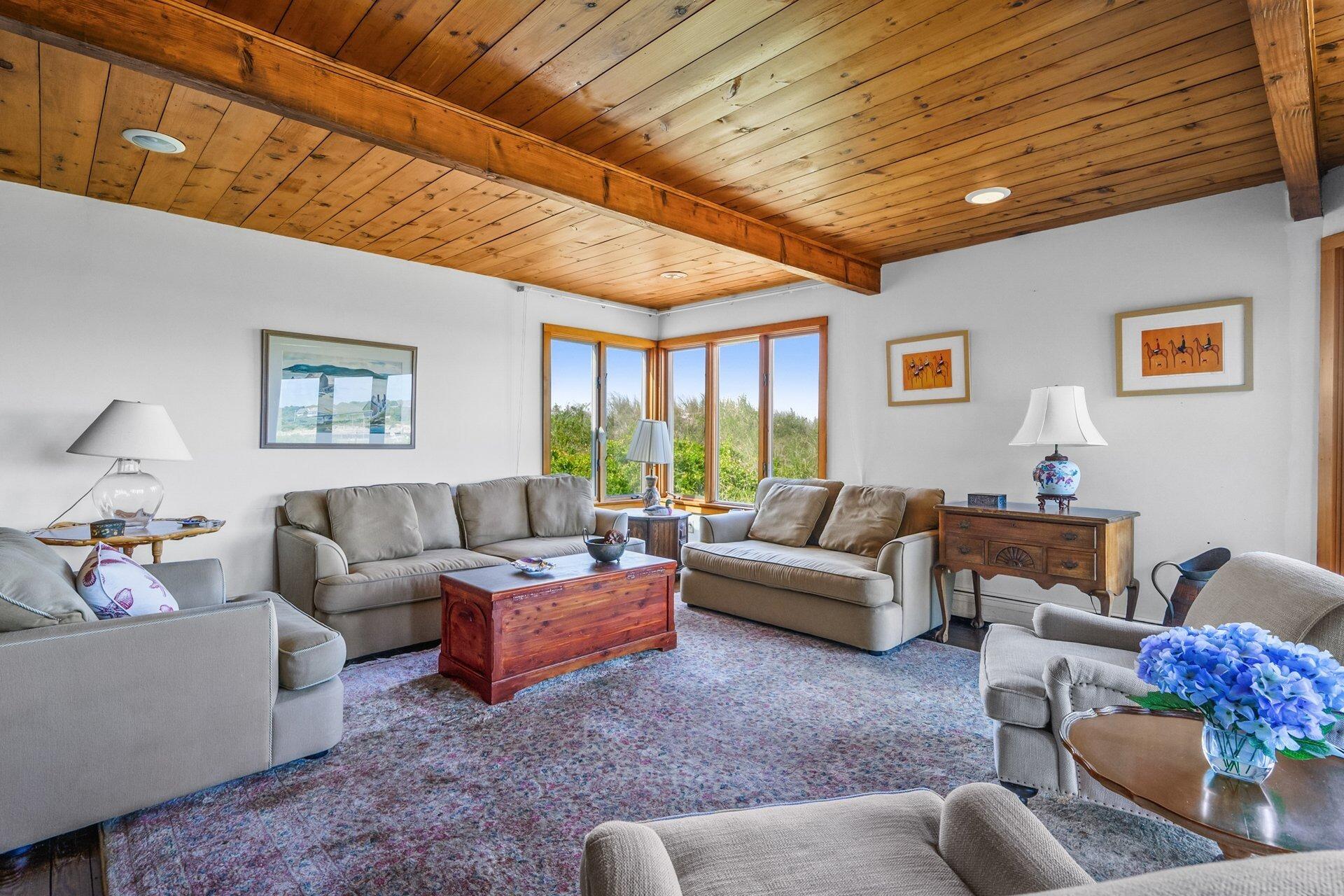 East Dennis, Massachusetts 02641, United States, 4 Bedrooms Bedrooms, ,2 BathroomsBathrooms,Residential,Active,199106