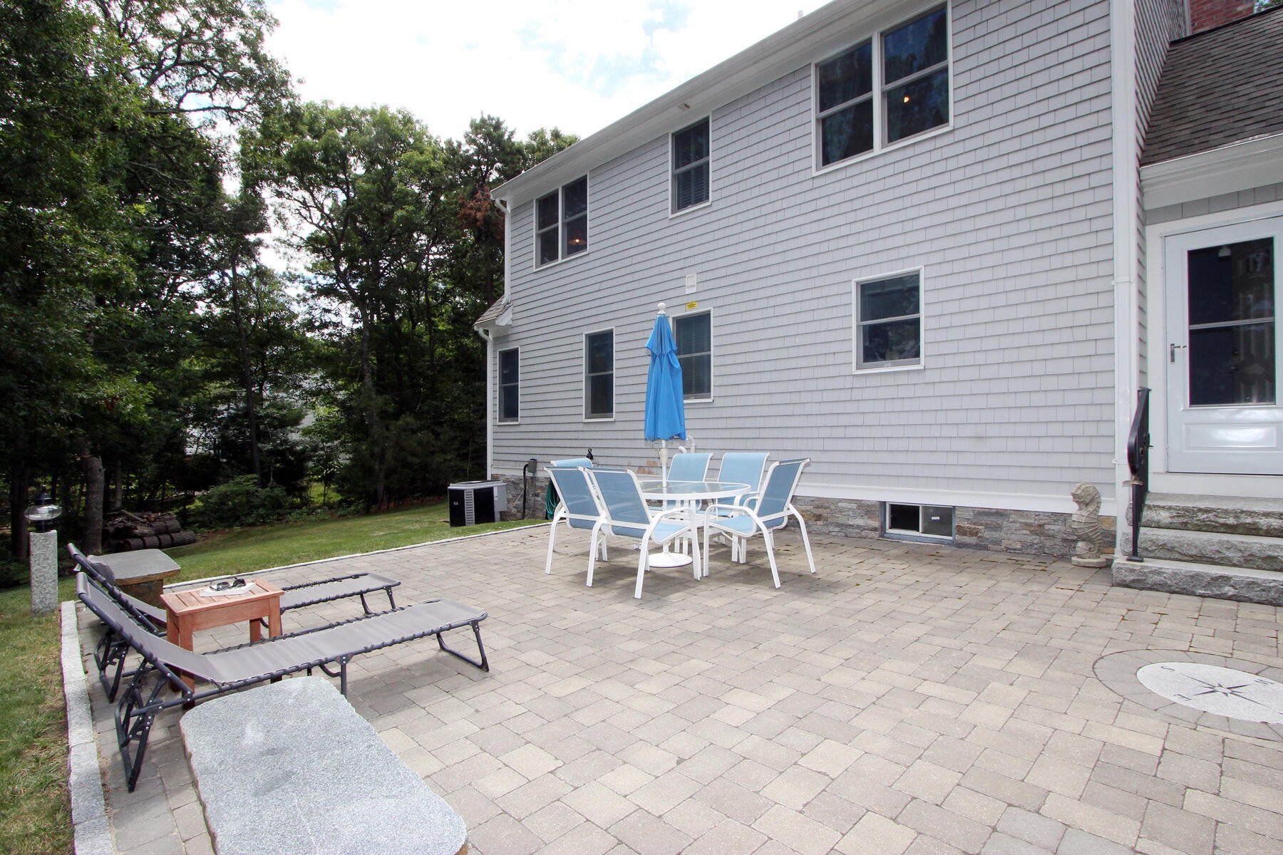 70 Old Freemans Way