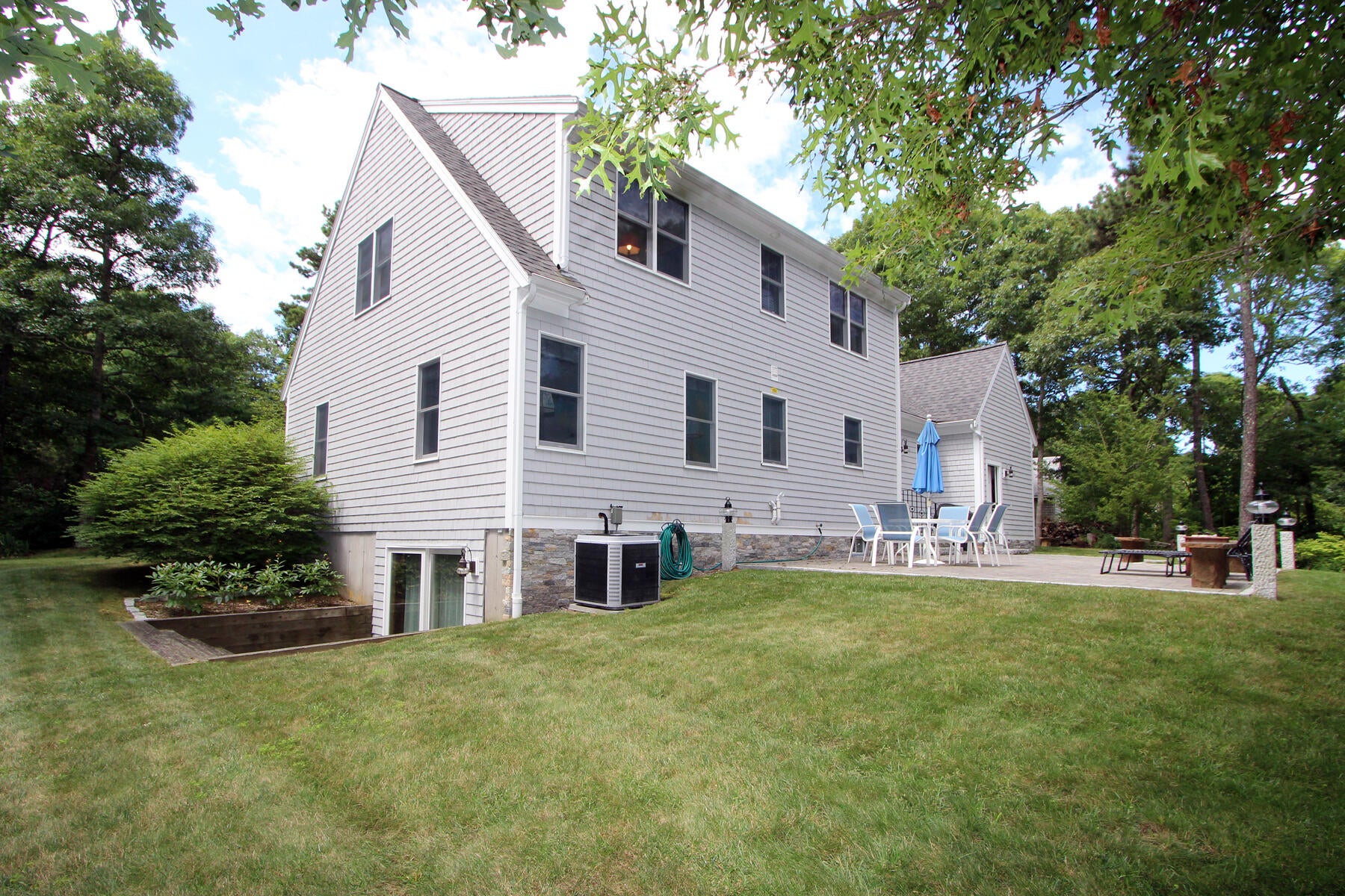 70 Old Freemans Way